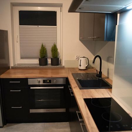 Apartament Jana Pawla โนวิซอนช์ ภายนอก รูปภาพ