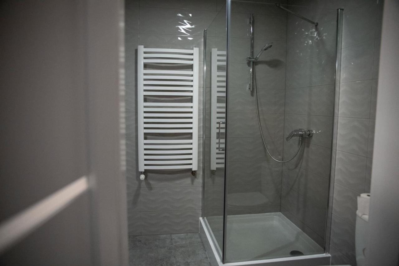 Apartament Jana Pawla โนวิซอนช์ ภายนอก รูปภาพ