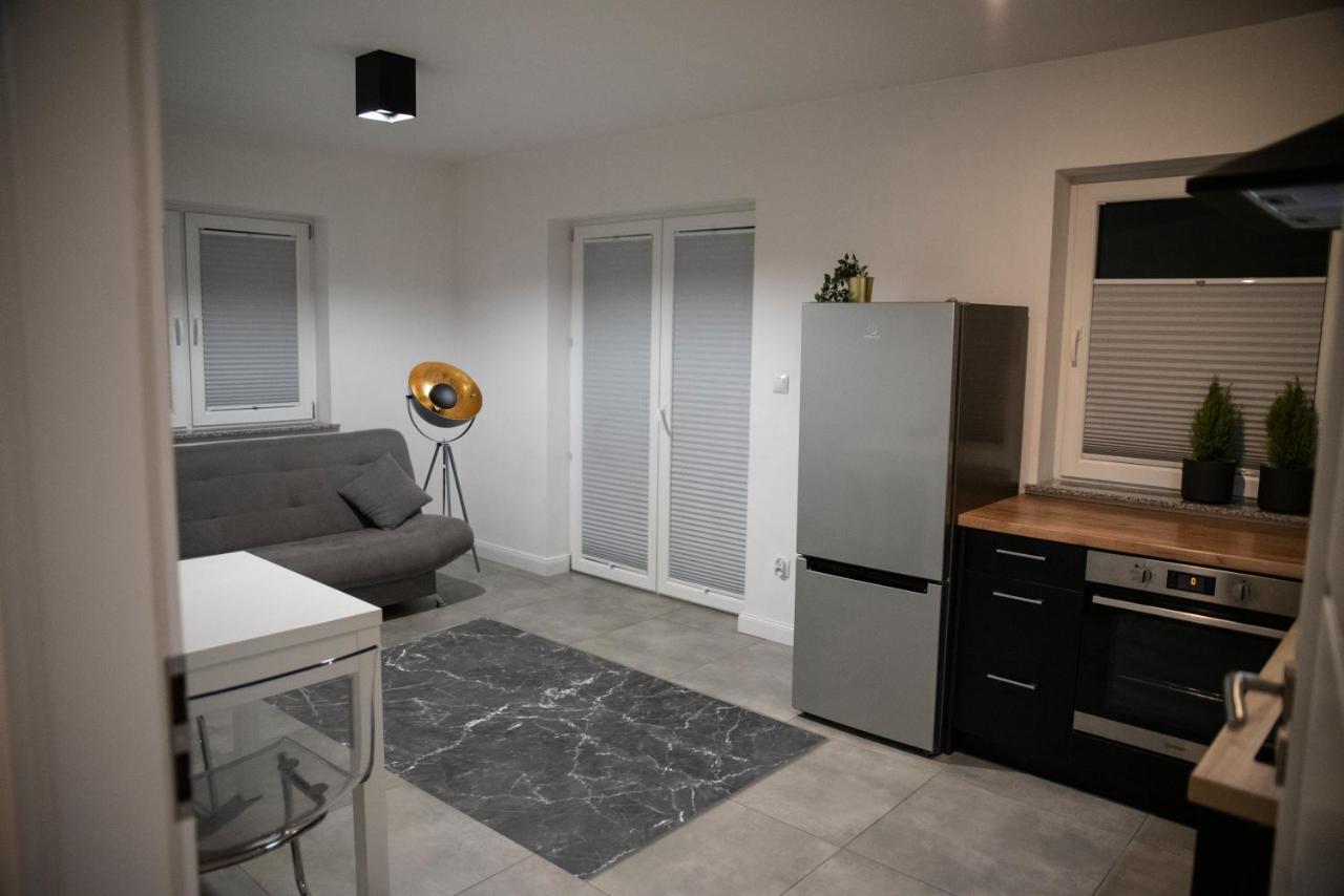 Apartament Jana Pawla โนวิซอนช์ ภายนอก รูปภาพ