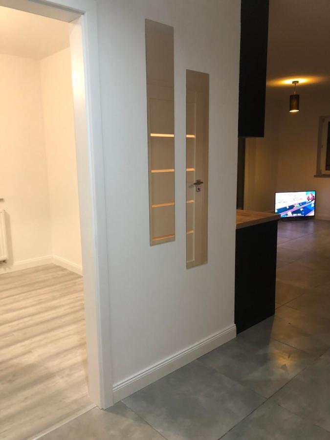 Apartament Jana Pawla โนวิซอนช์ ภายนอก รูปภาพ